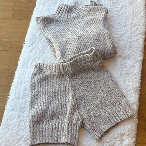 Speckled Cream Ribbed Turtleneck Sweater and shorts set- Women